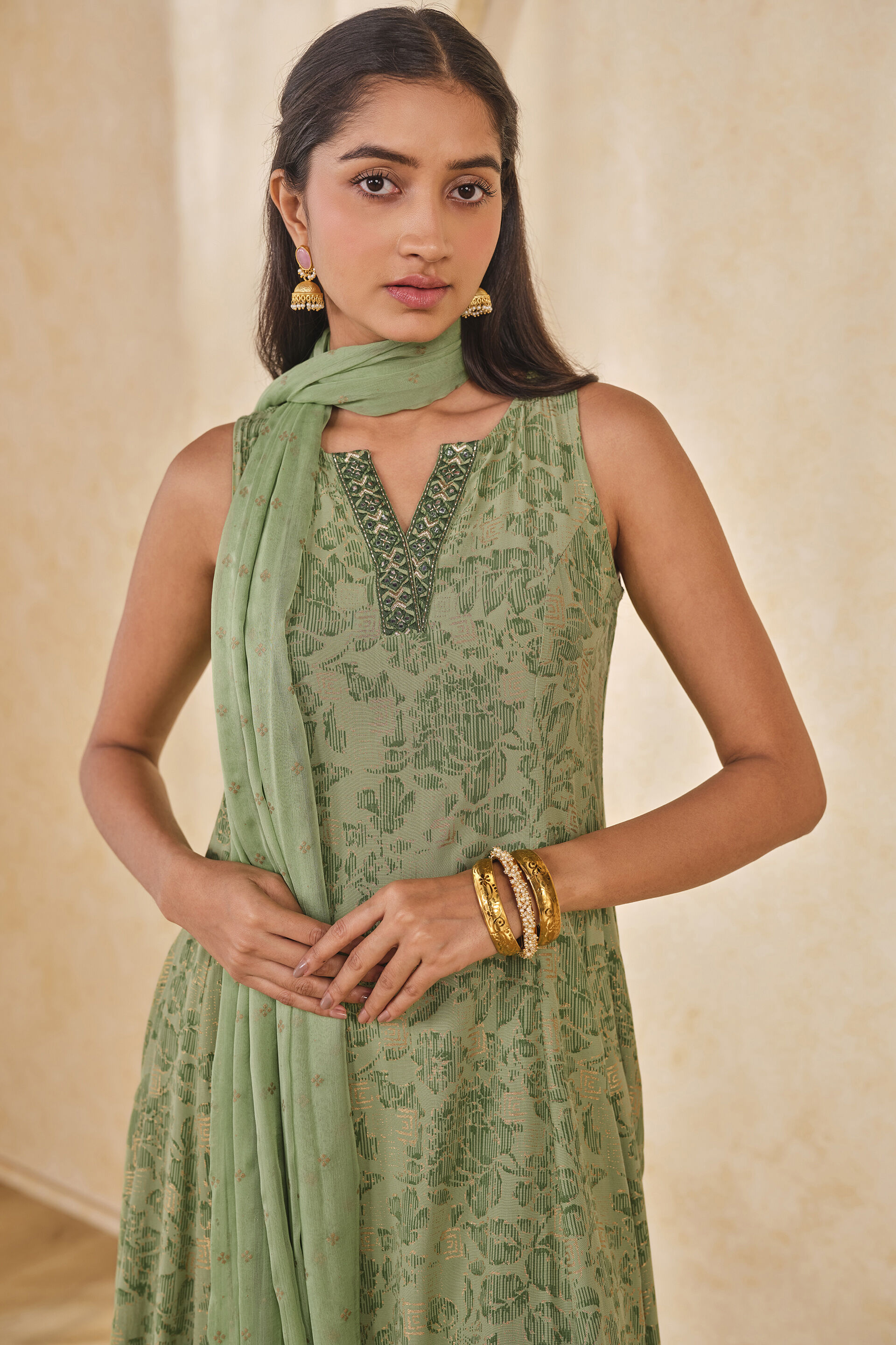 The Patakha Guddi Set, Green, image 4